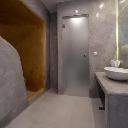 Appart hôtel Ambience Firostefani