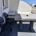 Ambience מלון דירות 3*